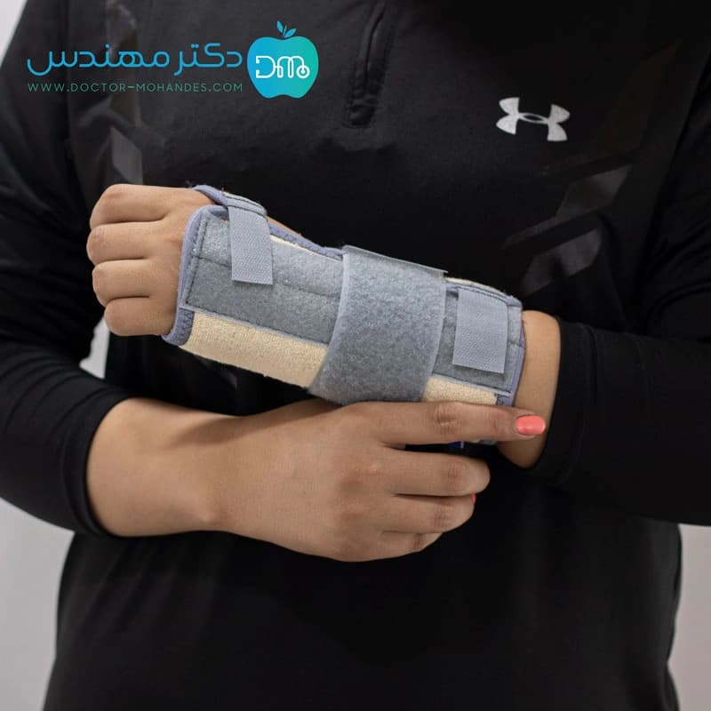مچ بند نئوپرنی آتل دار پاک سمن دست چپ کد 108 — تصویر ۲