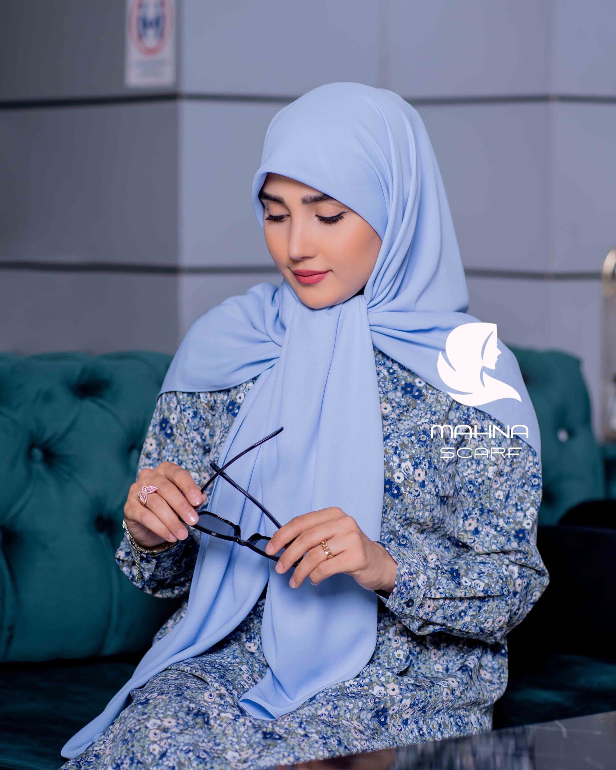 روسری کرپ حریر آبی روشن