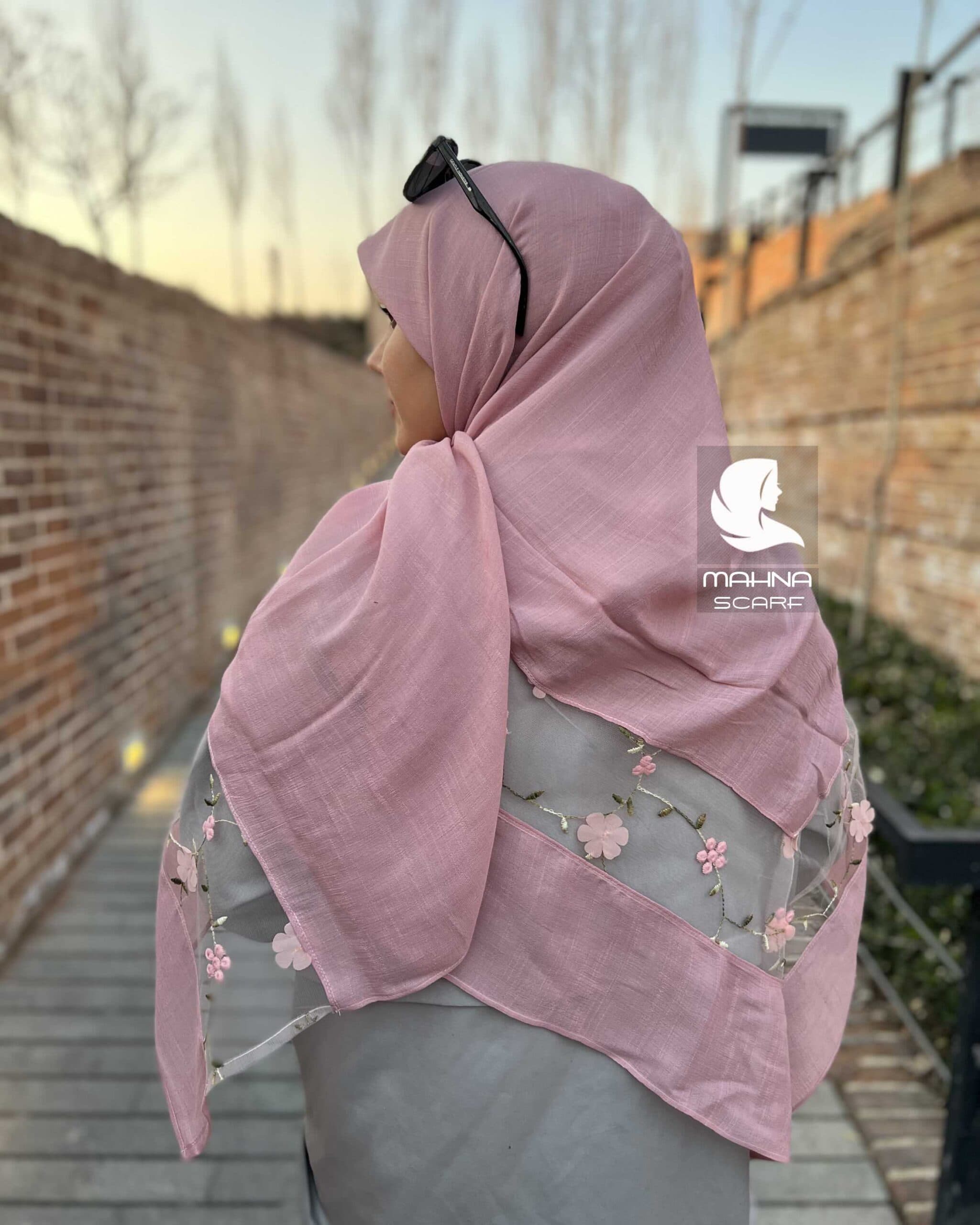 روسری بهارناز صورتی — تصویر ۳