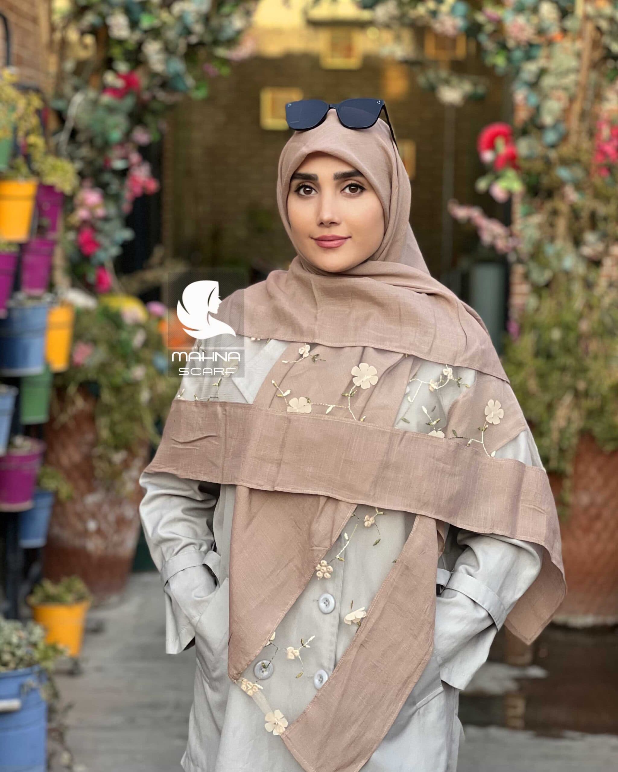 روسری بهارناز نسکافه ای — تصویر ۲