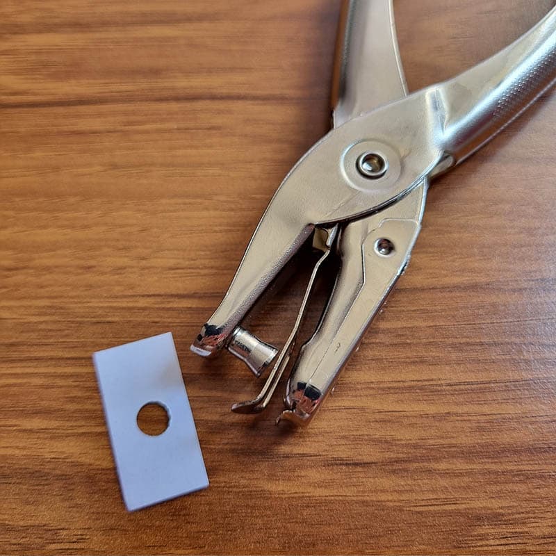 دستگاه پانچ تک سوراخ کی دبلیو مدل KW-Trio 097A0 — تصویر ۵