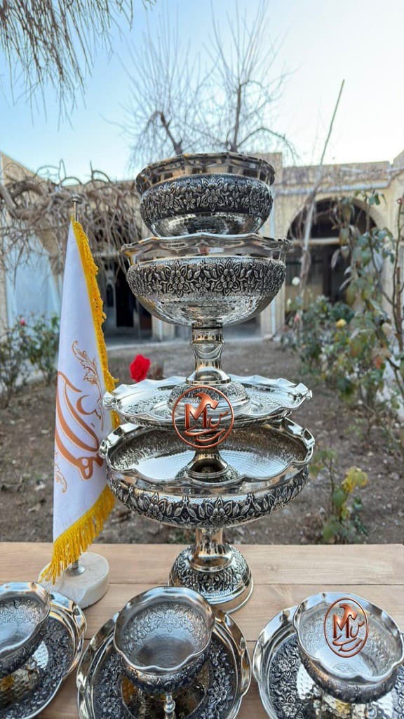 سرویس پذیرایی کامل گلبرگ کروم