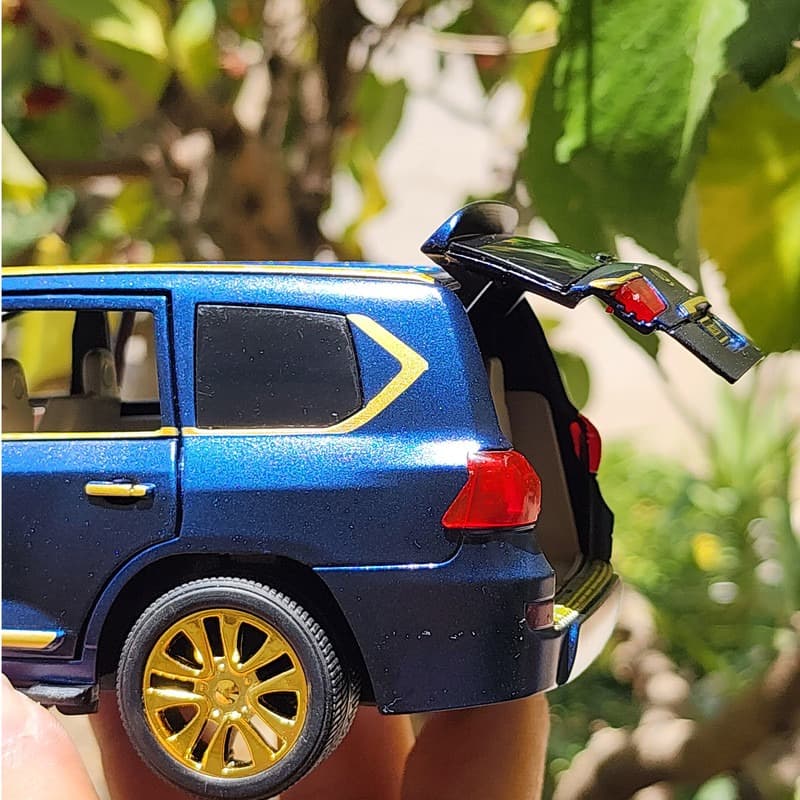 ماشین بازی ناب سل مدل فلزی 6 درب بازشو لکسوس lx570 — تصویر ۷