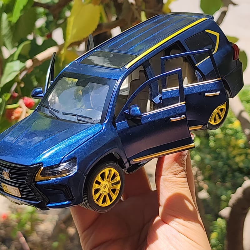 ماشین بازی ناب سل مدل فلزی 6 درب بازشو لکسوس lx570 — تصویر ۸