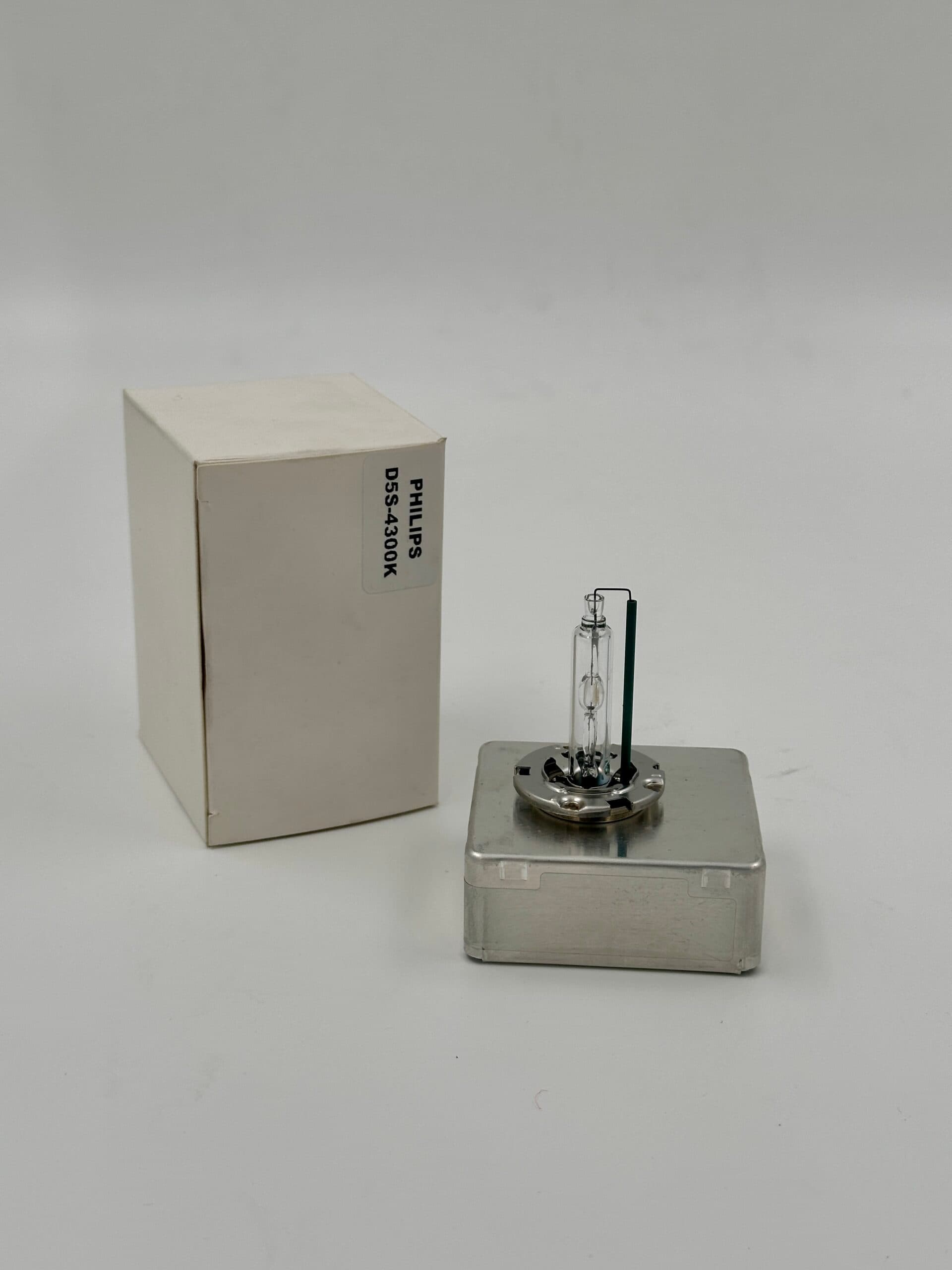 لامپ زنون فابریک پایه D5S–HID