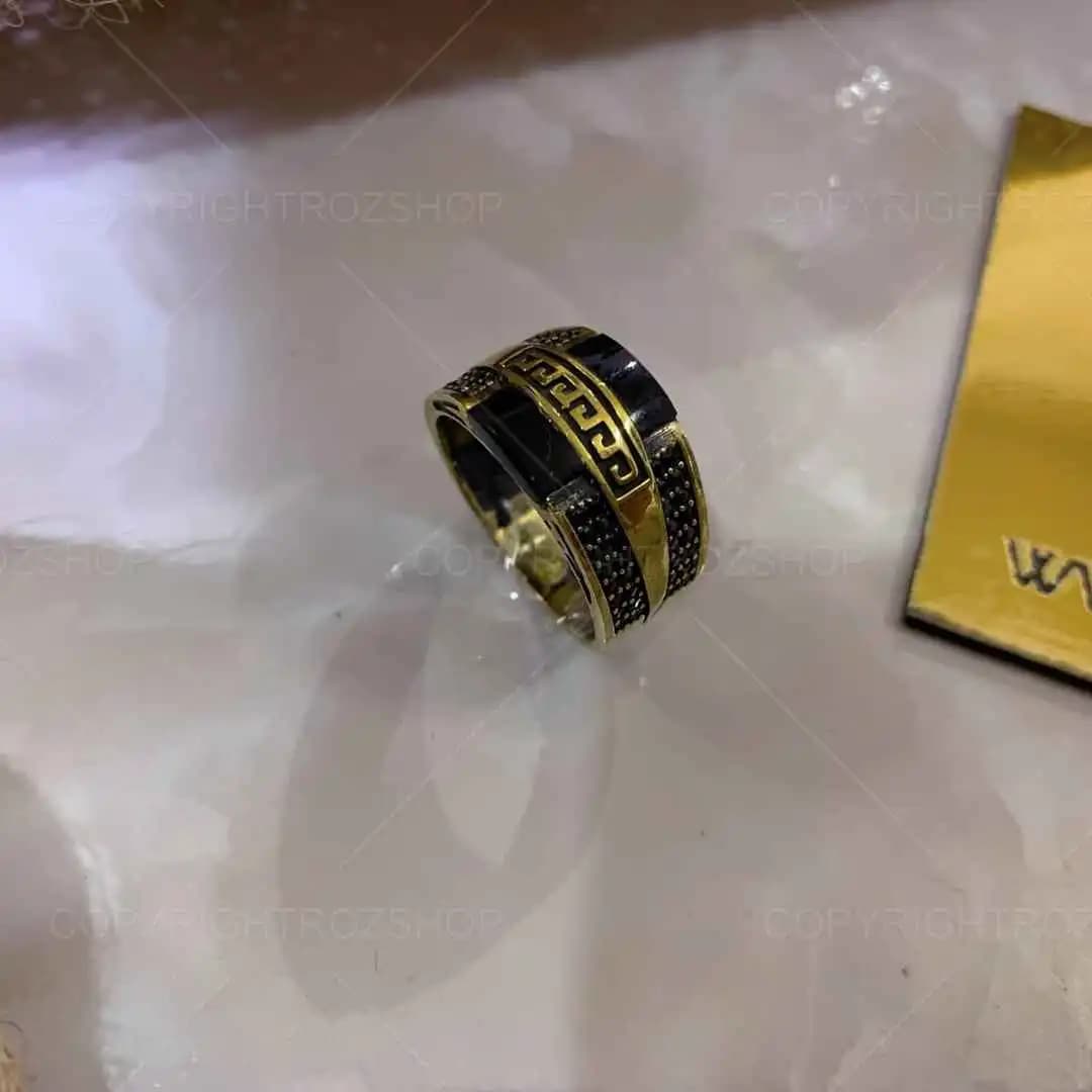 انگشتر مردانه طلاروس طرح ورساچه مدل245 — تصویر ۴