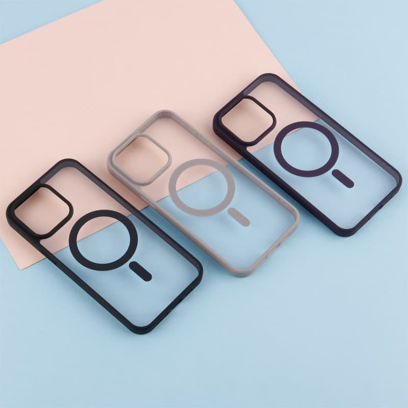 کاور PC شفاف دور رنگی همراه با مگ سیف مناسب برای آیفون iPhone 15 — تصویر ۱۰