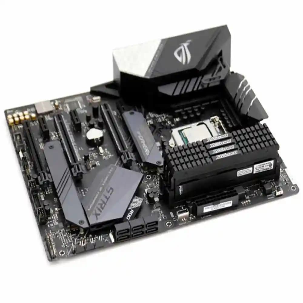 مادربرد ایسوس ROG Strix Z390-E Gaming — تصویر ۴