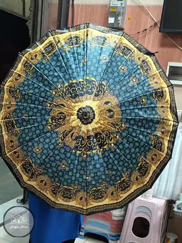 چتر گلدار طلایی — تصویر ۴