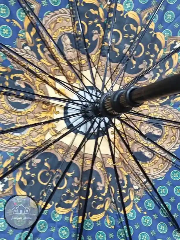 چتر گلدار طلایی — تصویر ۷