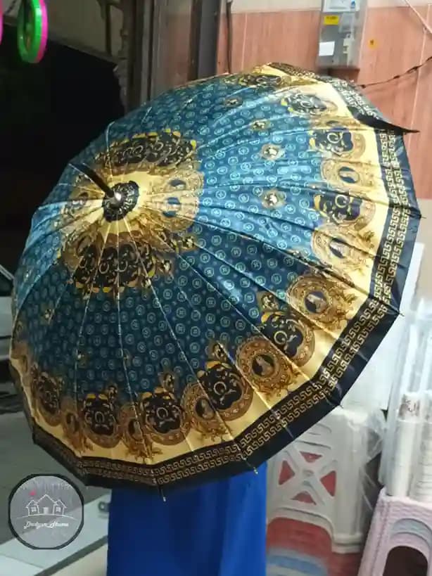 چتر گلدار طلایی — تصویر ۳