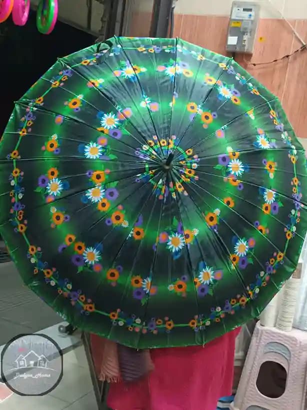 چتر گلدار سبز — تصویر ۳