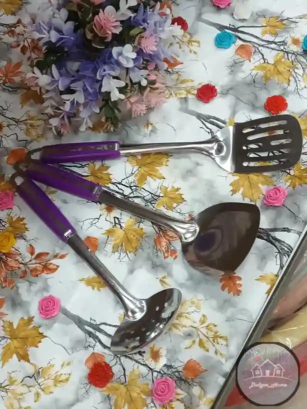 ست کفگیر و ملاقه دسته بنفش — تصویر ۳
