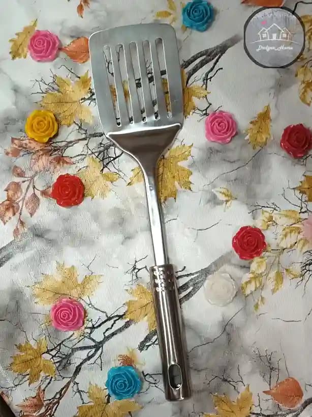 کفگیر سوراخ دار