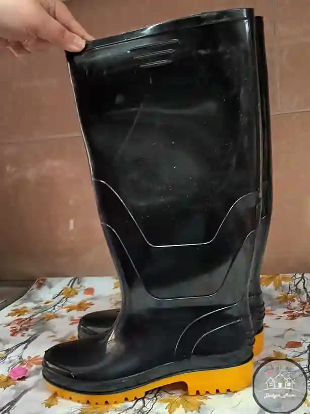 چکمه لاستیکی مشکی ساق بلند — تصویر ۳
