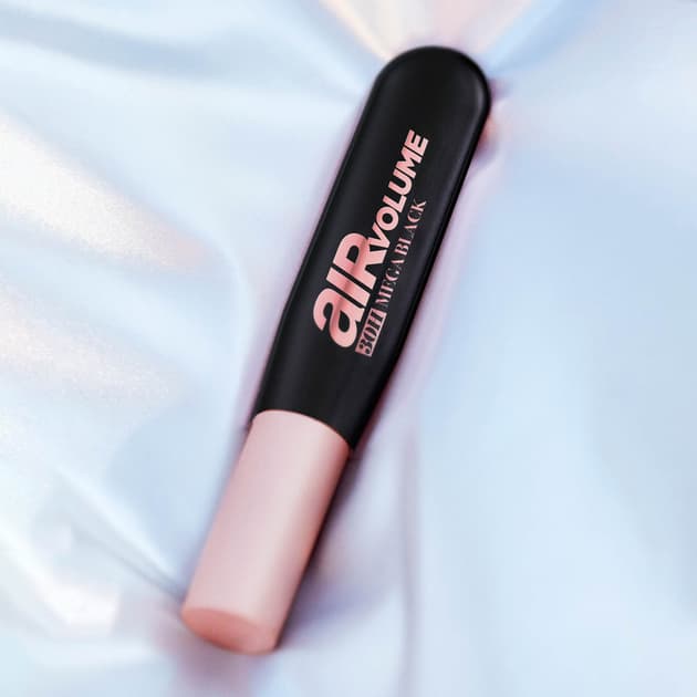 ریمل مگابلک air volume لورآل ۳۰ ساعته ۹میل — تصویر ۴