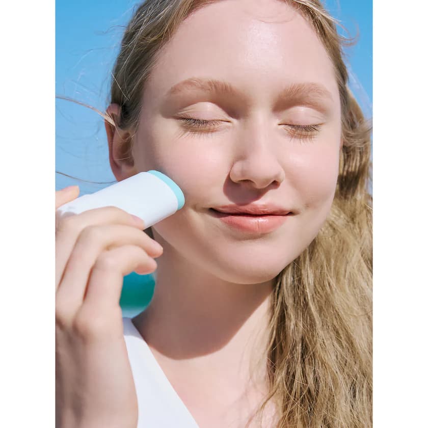 ضد آفتاب استیکی اسکین 1004 سنتلا ماداگاسکار (اصل) SPF50 انواع پوست — تصویر ۴