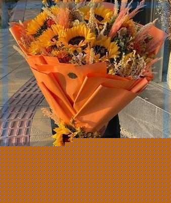 سفارش دسته گل برای مجتمع فنی حرفه ای تهران