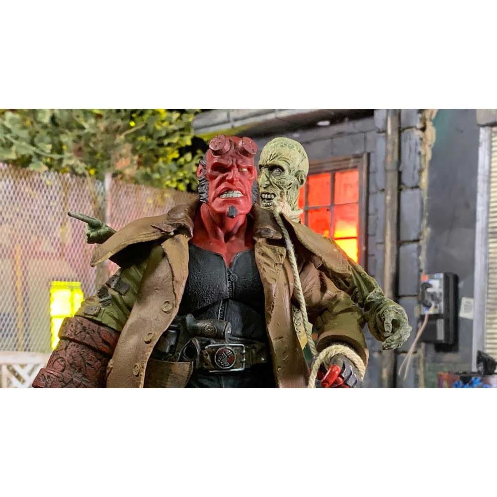 اکشن فیگور مزکو تویز مدل پسر جهنمی هلبوی طرح Hellboy Ivan Corpse مجموعه 2 عددی — تصویر ۴