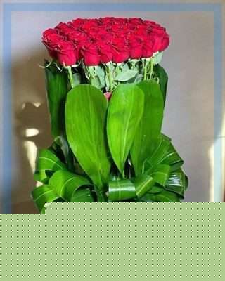 سفارش دسته گل برای مرکز خرید های تهران — تصویر ۲