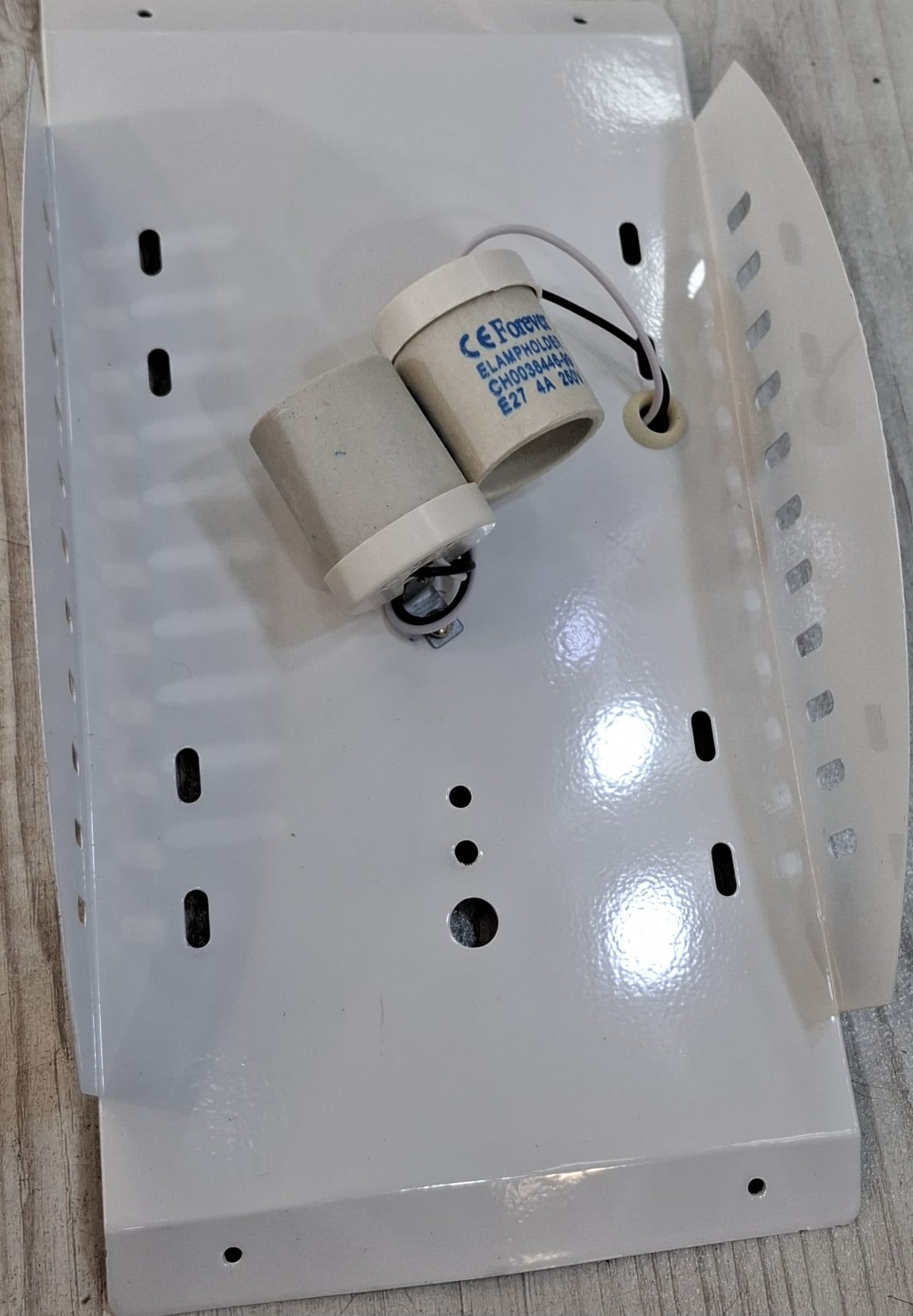 لوستر دیواری طرح پروانه — تصویر ۴