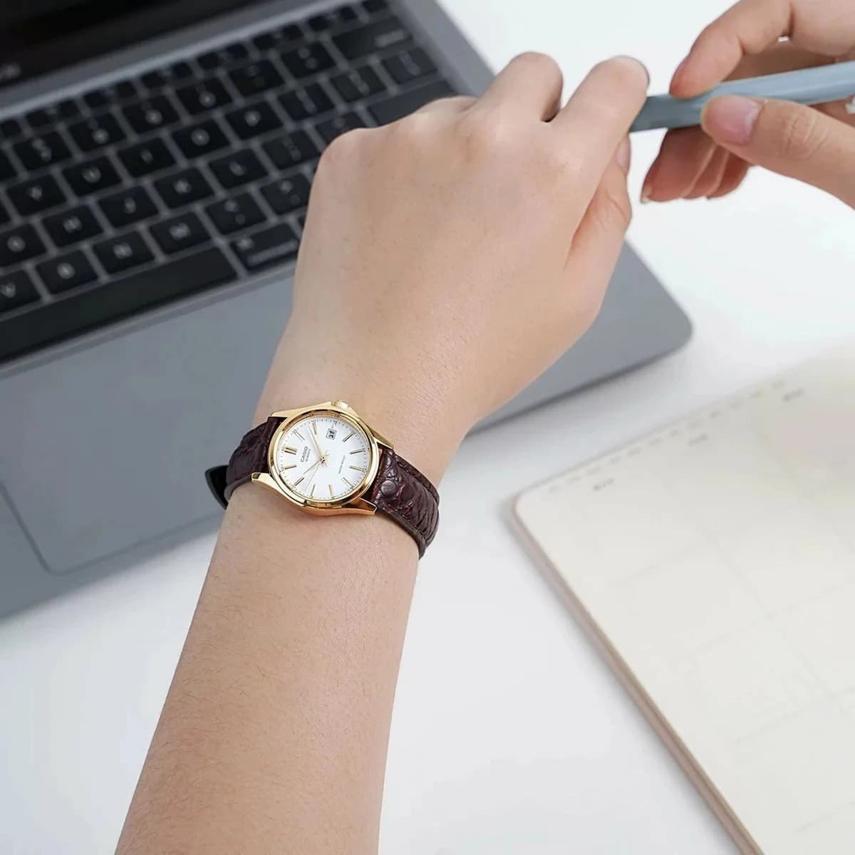 ساعت مچی زنانه کاسیو مدل LTP-1183Q-7ADF اورجینال — تصویر ۳
