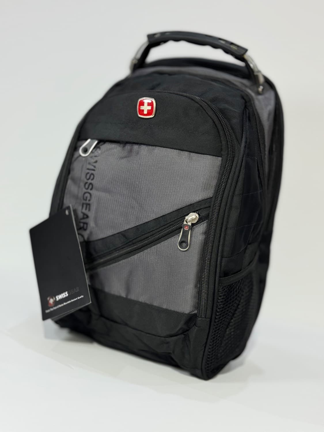 کوله پشتی swiss gear ابتدایی — تصویر ۷