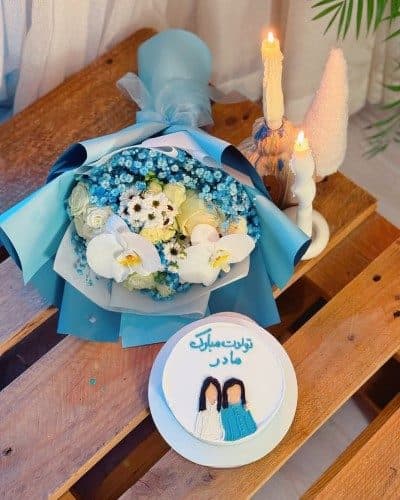 کیک تولد و باکس گل برای عشق