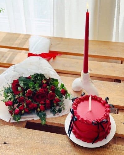 کیک تولد و باکس گل برای برادر