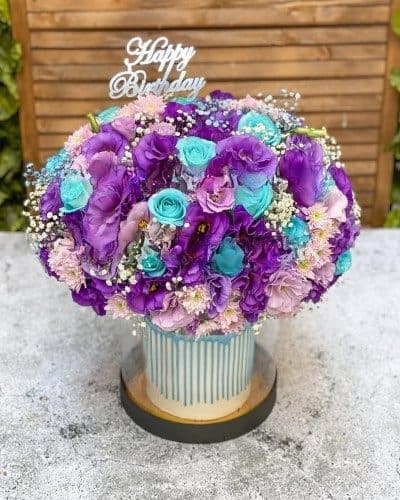 کیک و باکس گل شب یلدا لاکچری