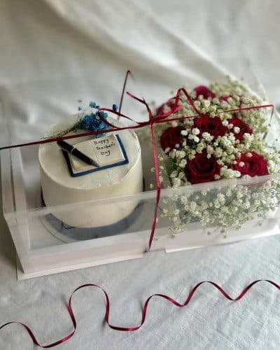 کادو تولد با گل تولد و کیک برای دختر ۳ ساله