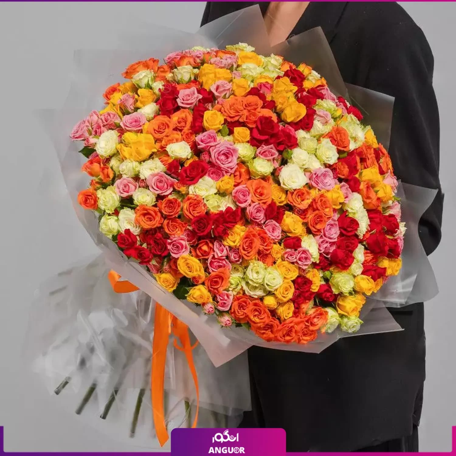 دسته گل رز مینیاتوری رنگین کمانی از رنگ‌های شاد
