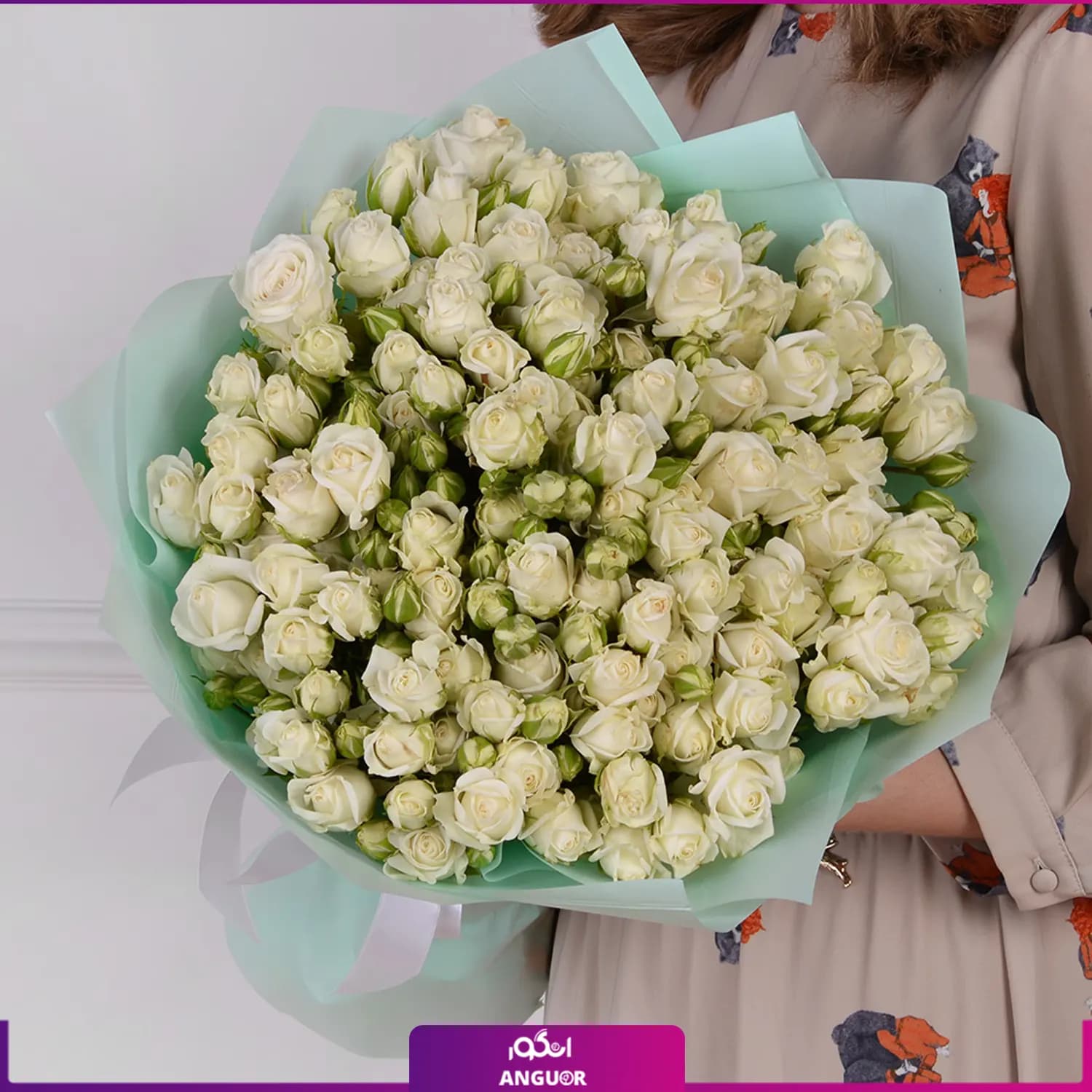 دسته گل رز مینیاتوری سفید 50 شاخه — تصویر ۳