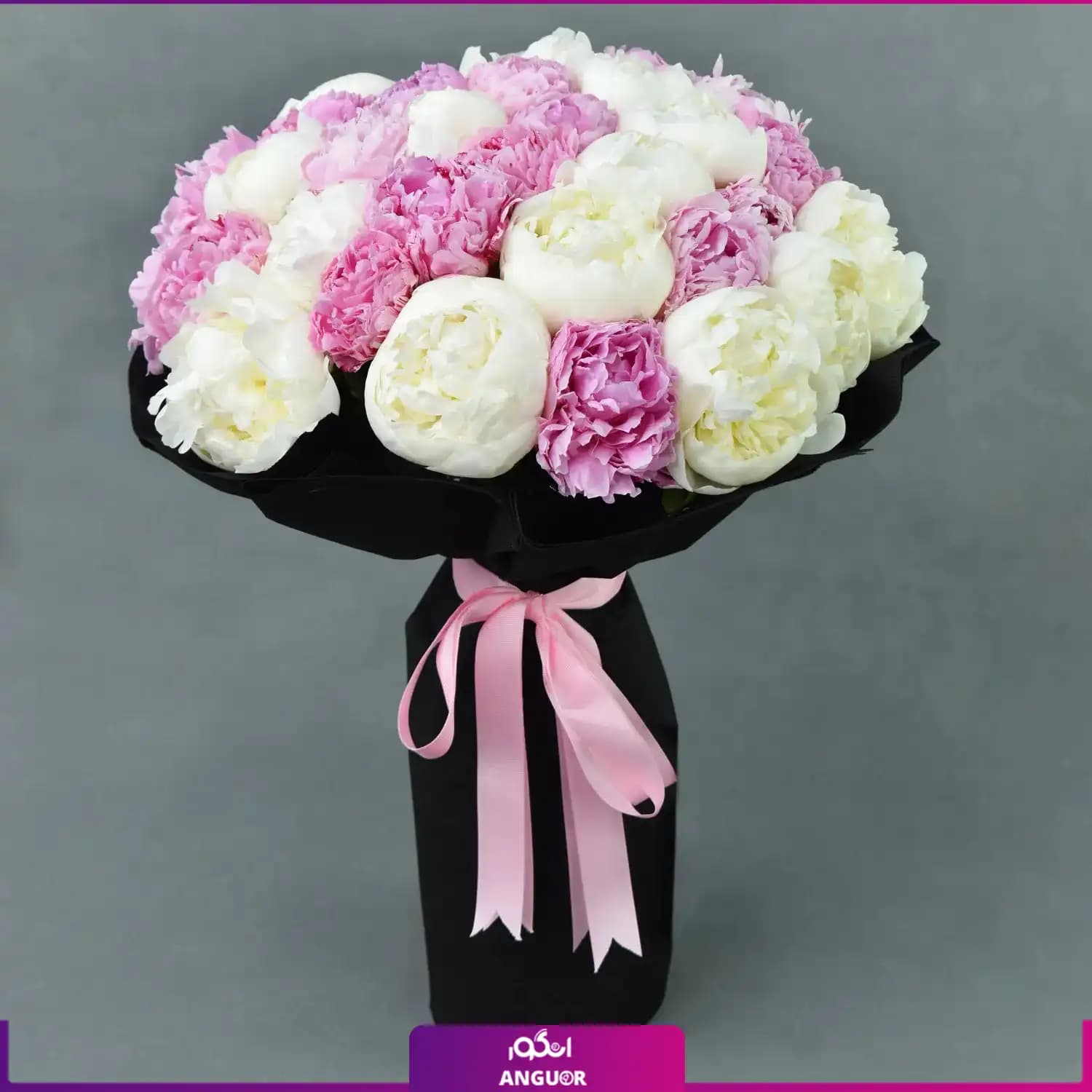دسته گل 40 شاخه پیونی سفید صورتی