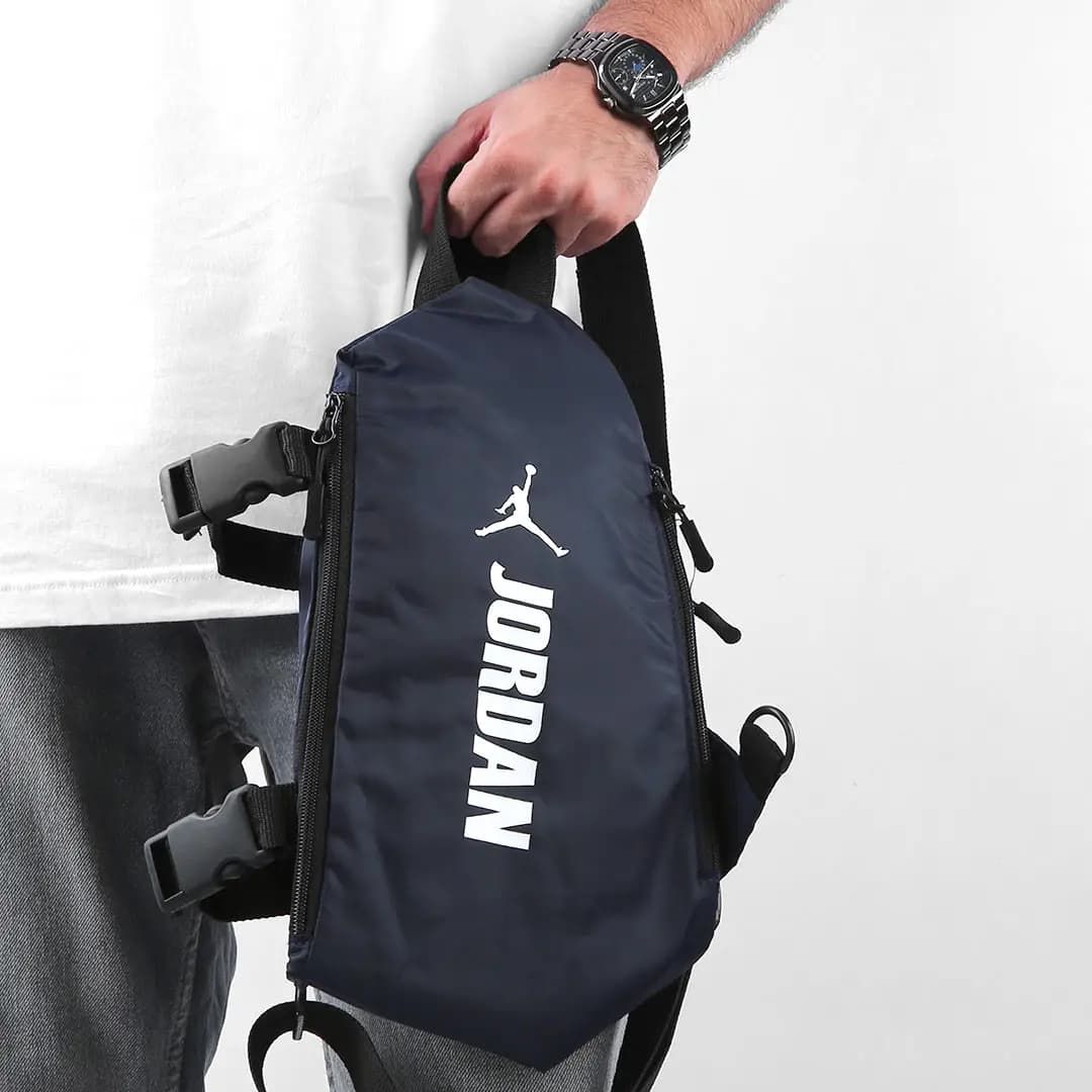 کیف رودوشی بادی بگ Air Jordan مدل J30220 — تصویر ۱۲