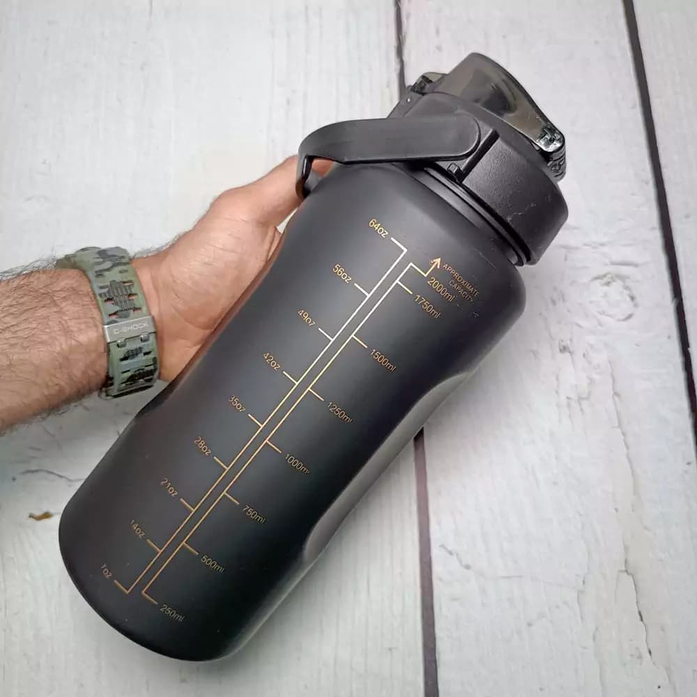 قمقمه مدل BLACK ظرفیت 2 لیتر — تصویر ۱۰
