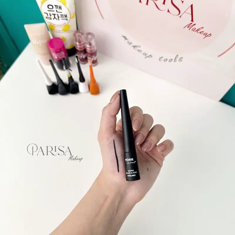 خط چشم مویی یورن مدل Super Black & Stay — تصویر ۸