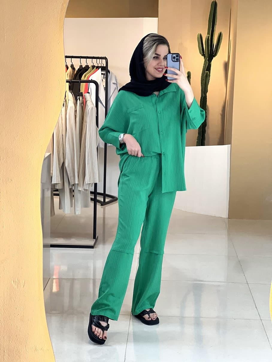 ست شومیز_شلوار سبز — تصویر ۵