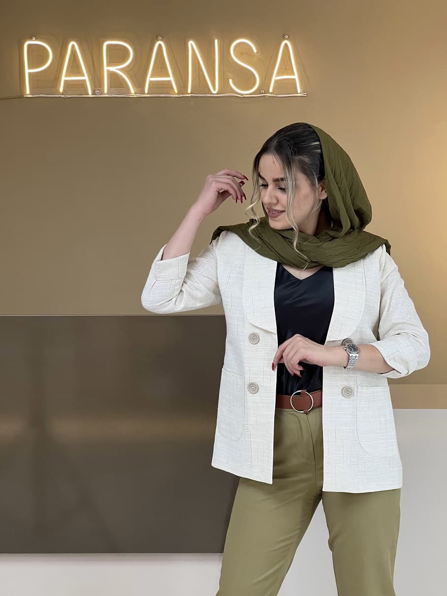 مانتوکتی چهار دکمه