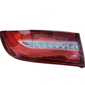 چراغ عقب رو صندوق چپ فیدلیتی — تصویر ۴