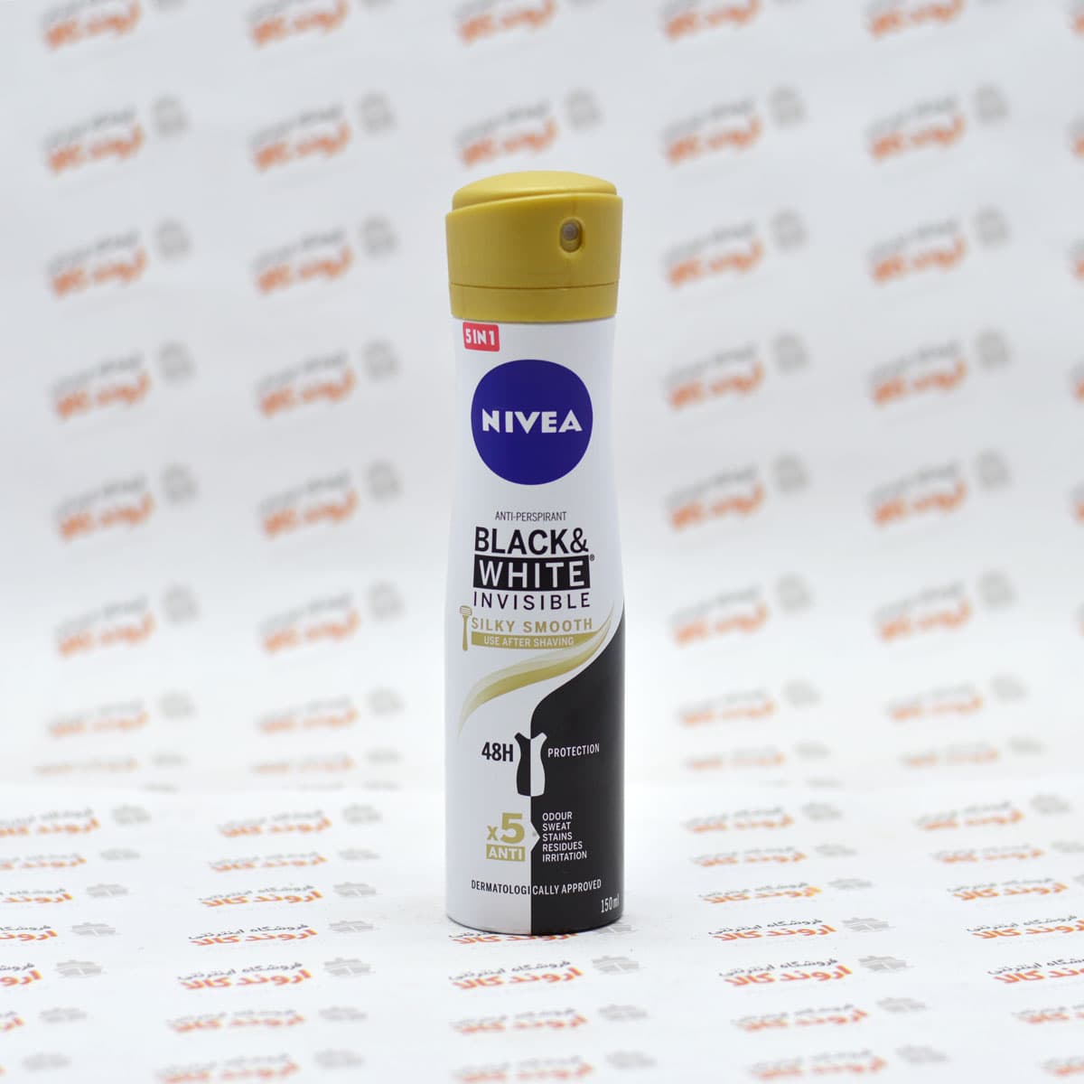 اسپری زنانه نیوا Nivea سری Black & white مدل Silky Smooth