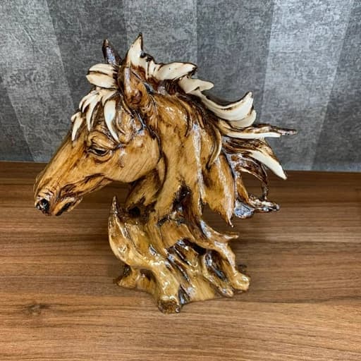مجسمه رومیزی اسب طرح چوبی رخ — تصویر ۹