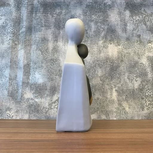 مجسمه رومیزی زوج ماه عسل طوسی — تصویر ۷