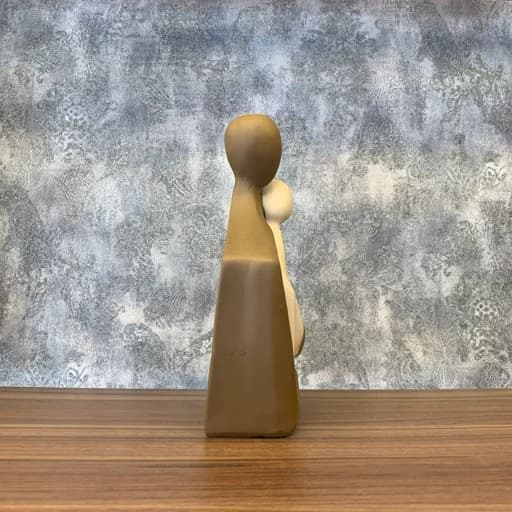 مجسمه رومیزی زوج ماه عسل قهوه ای کرم — تصویر ۷