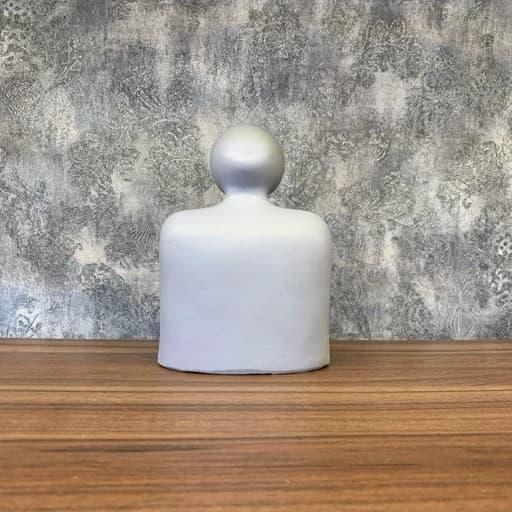 مجسمه زوج بوسه طوسی — تصویر ۵