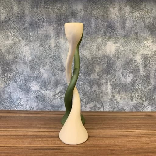 شمعدان دکوری سبز کرم پیچک — تصویر ۳