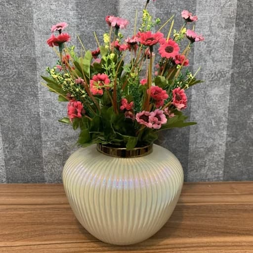 گلدان شیشه ای رومیزی سفید صدفی مدل ژاکلین