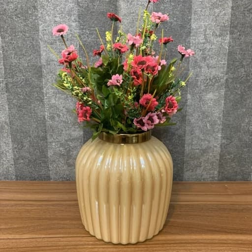 گلدان شیشه ای رنگی کرم مدل لاوین — تصویر ۳