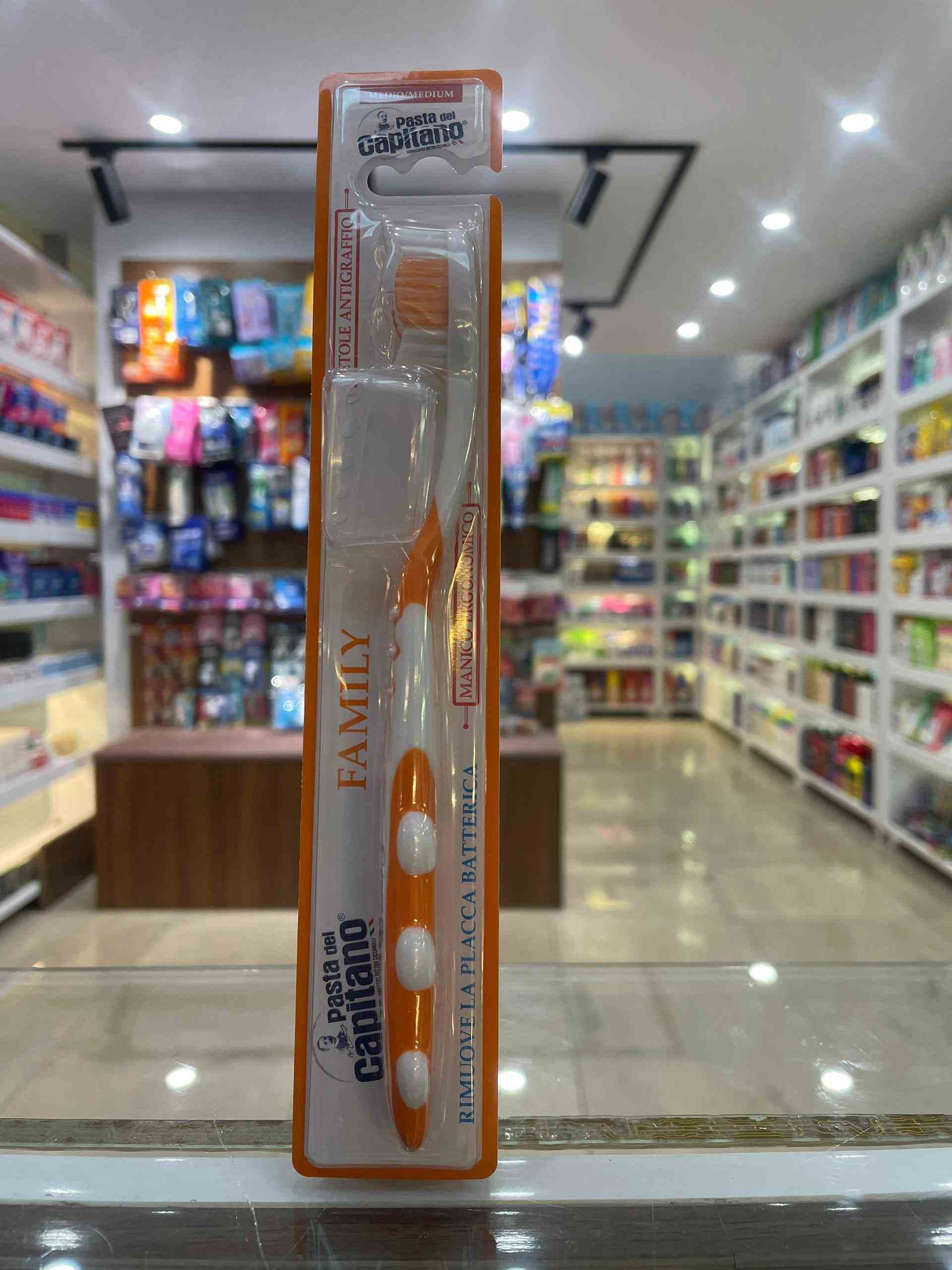 مسواک مدیوم فمیلی کاپتانو