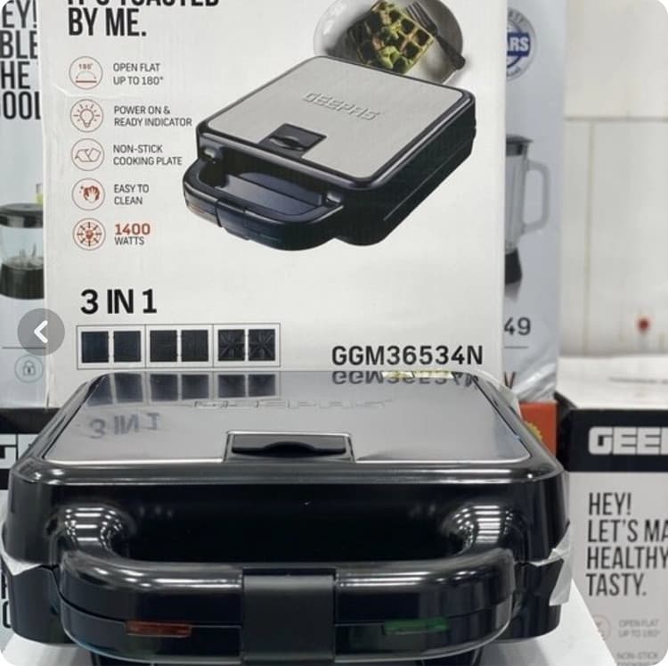 ساندویچ ساز ۳ کاره جیپاس مدل GGM36534N | خرید Geepas 3-in-1 Sandwich Maker — تصویر ۲